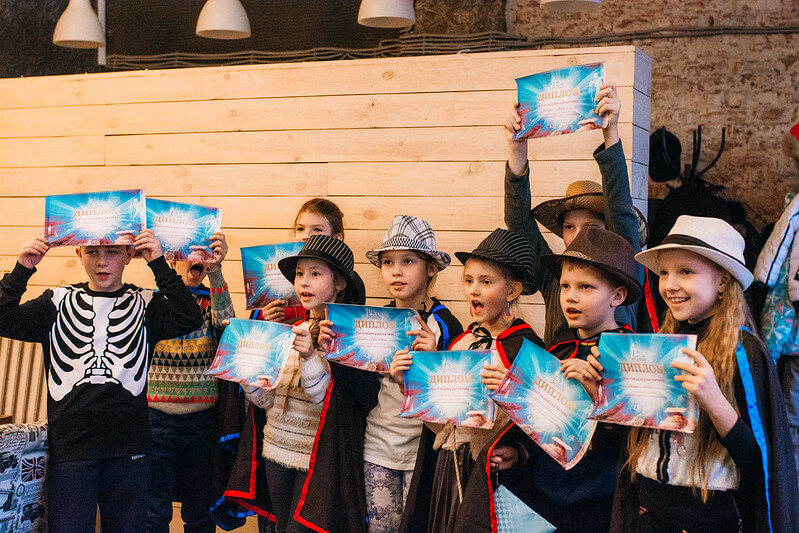 Как отметить Новый год классом — идеи для младших школьников в Ростове-на-Дону