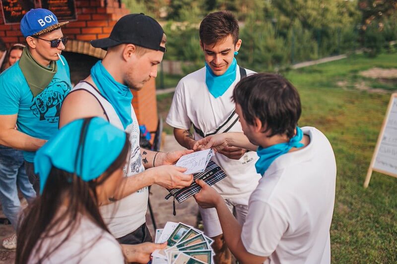 Как отметить майские праздники на природе в Ростове-на-Дону — идеи отдыха, квесты и сценарии